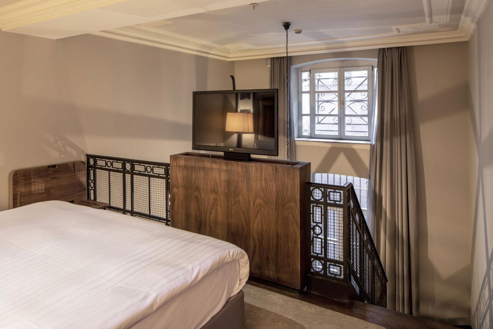 The Bank Hotel Istanbul, A Member Of Design Hotels Exterior photo